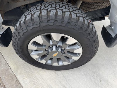 2024 Chevrolet Silverado 2500HD Custom