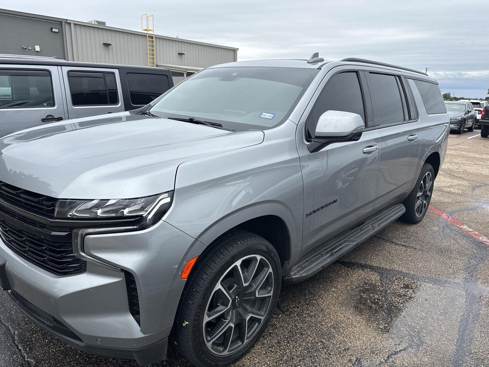 2024 Chevrolet Suburban RST