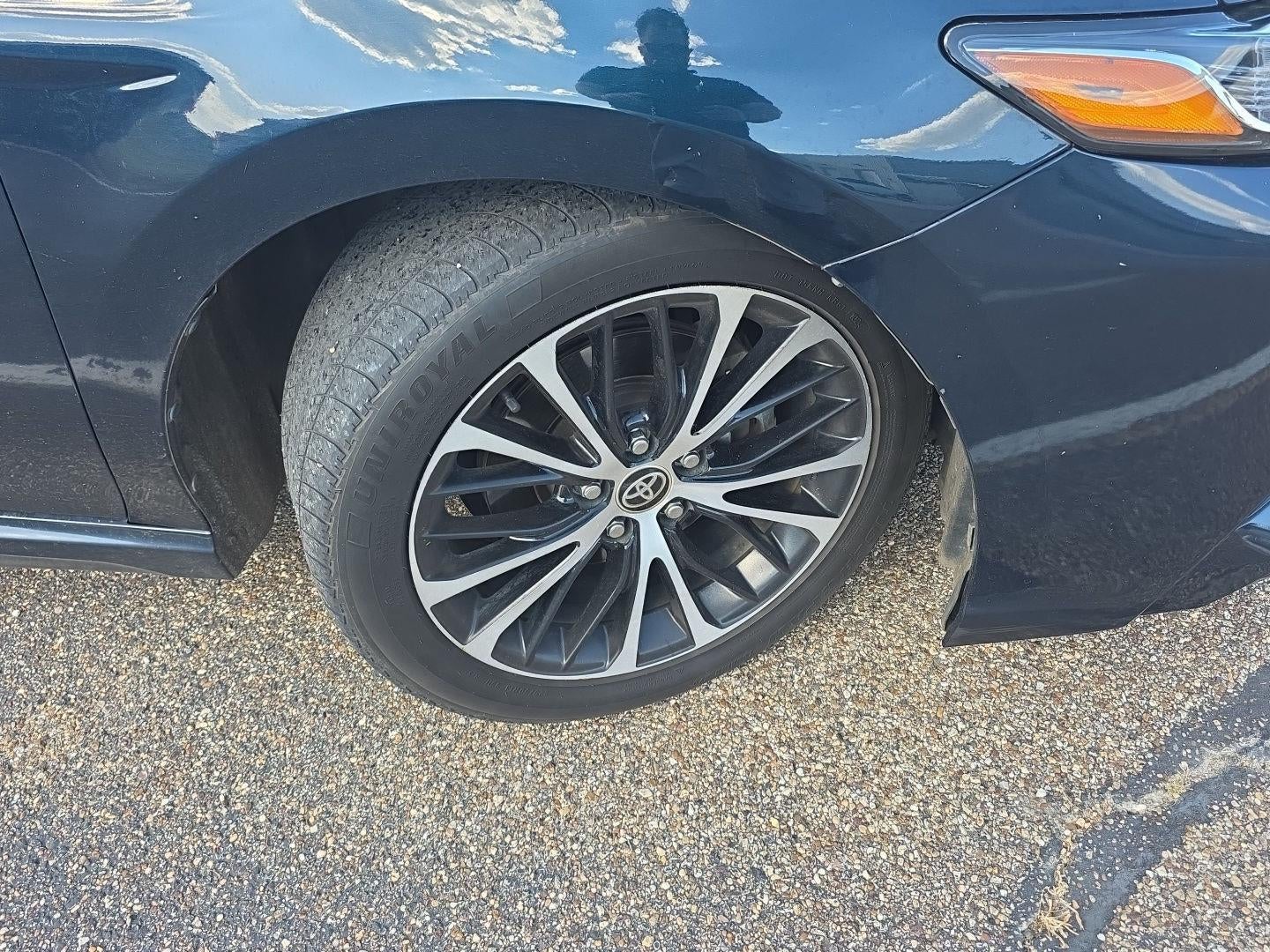 2020 Toyota Camry SE
