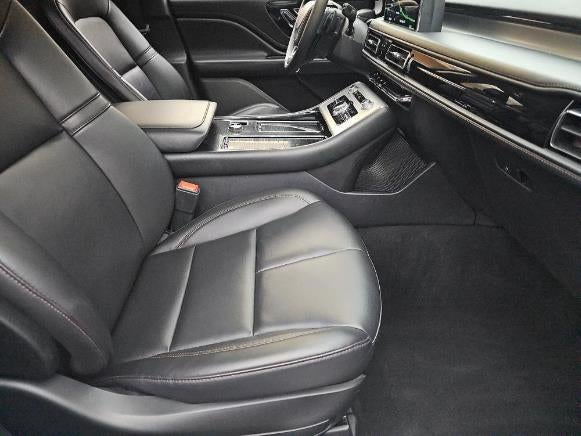 2023 Lincoln Aviator Standard