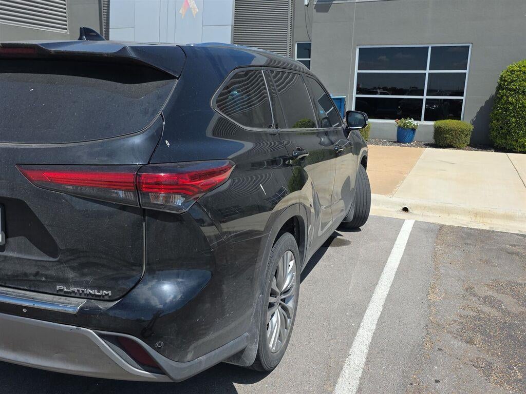 2020 Toyota Highlander Platinum