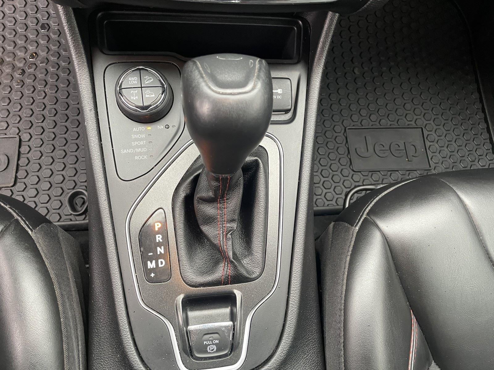 2020 Jeep Cherokee Trailhawk