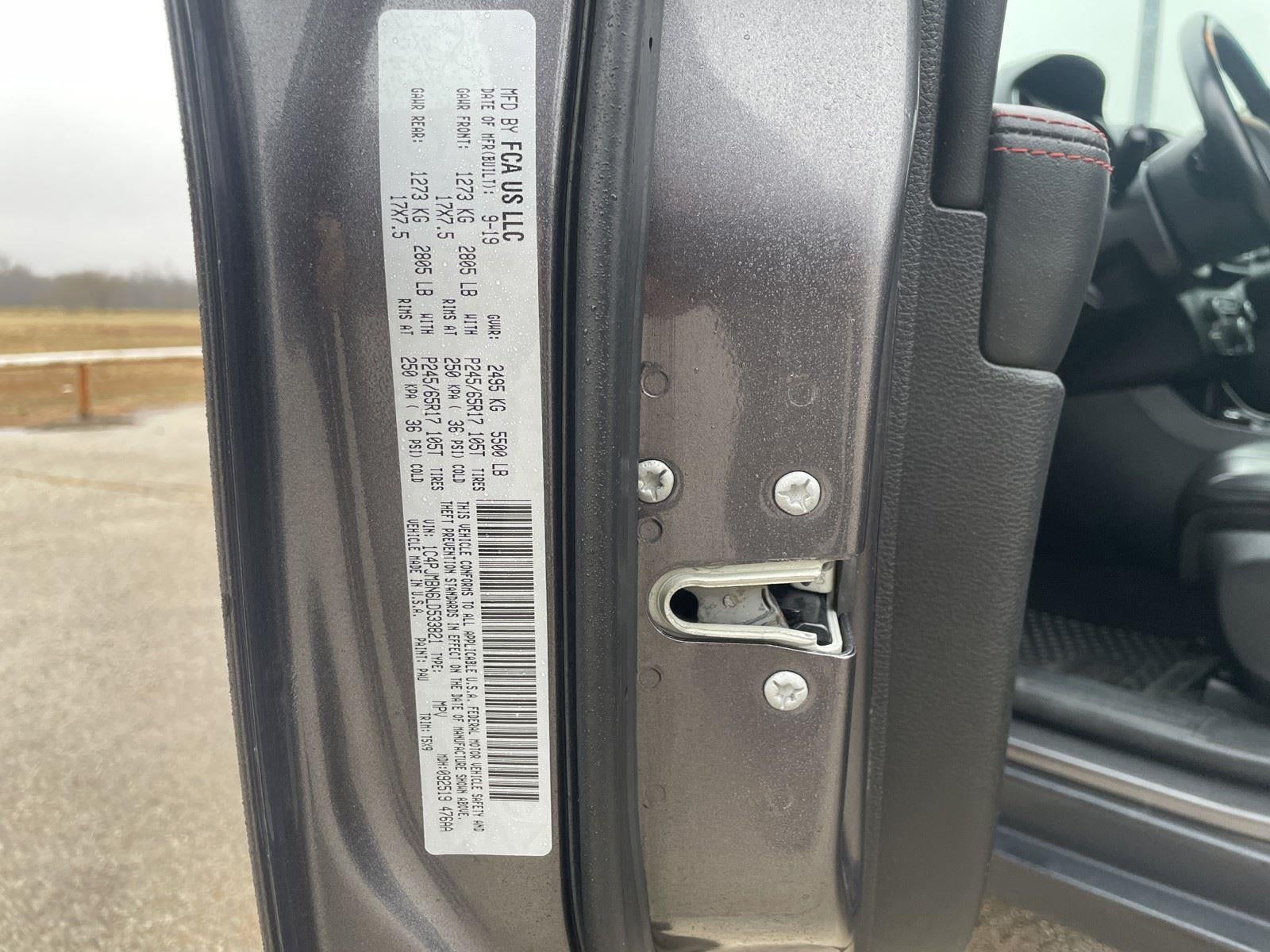 2020 Jeep Cherokee Trailhawk