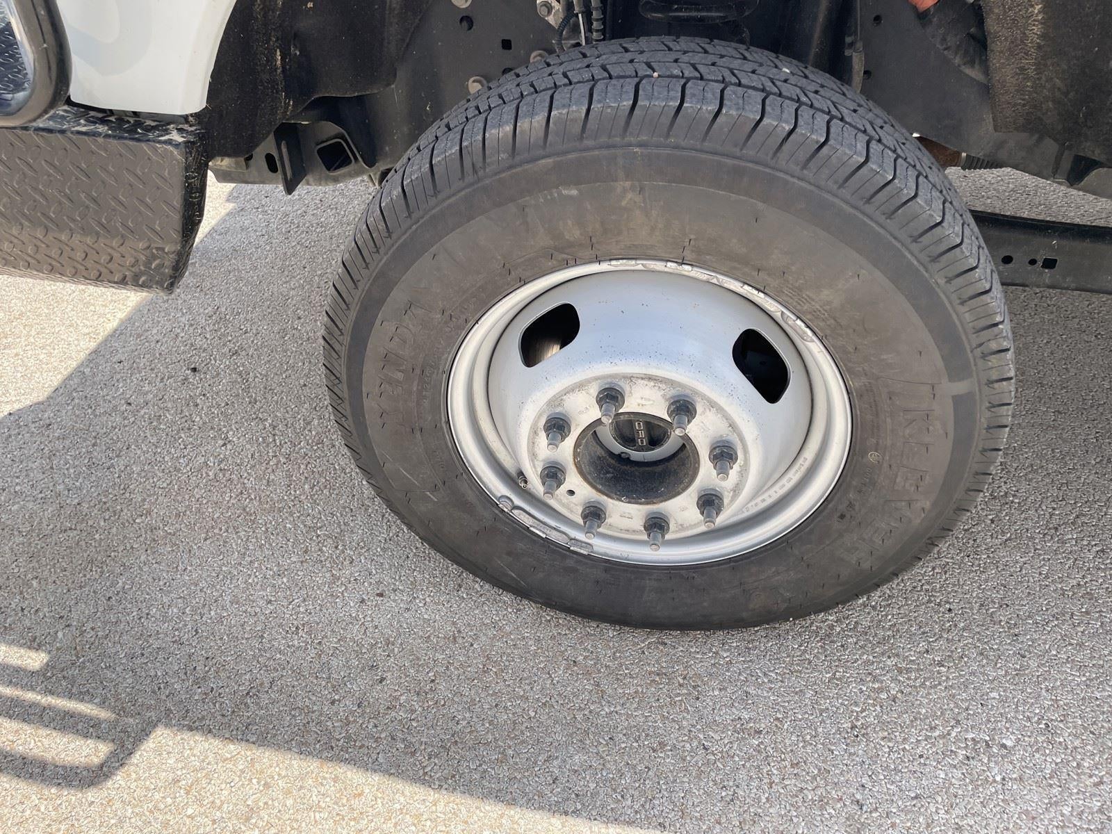 2025 Ford Super Duty F-350 DRW XL