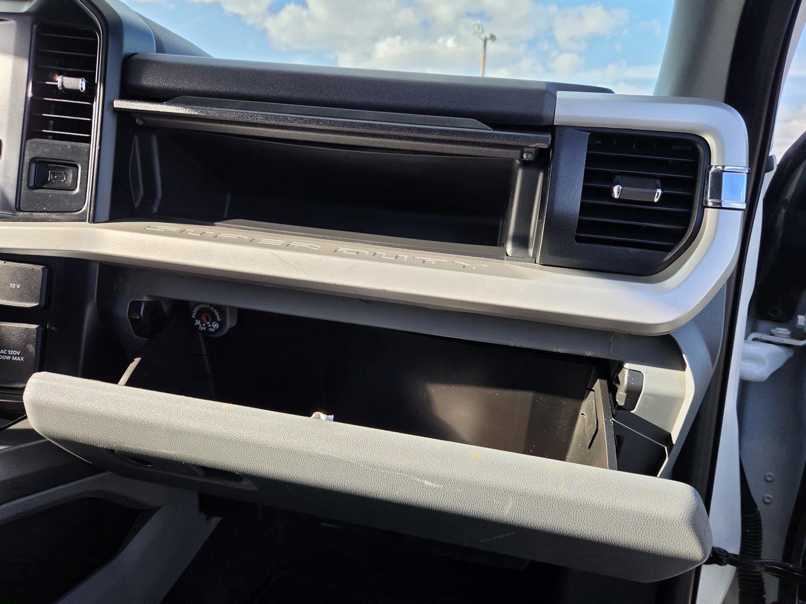 2025 Ford Super Duty F-350 DRW XLT
