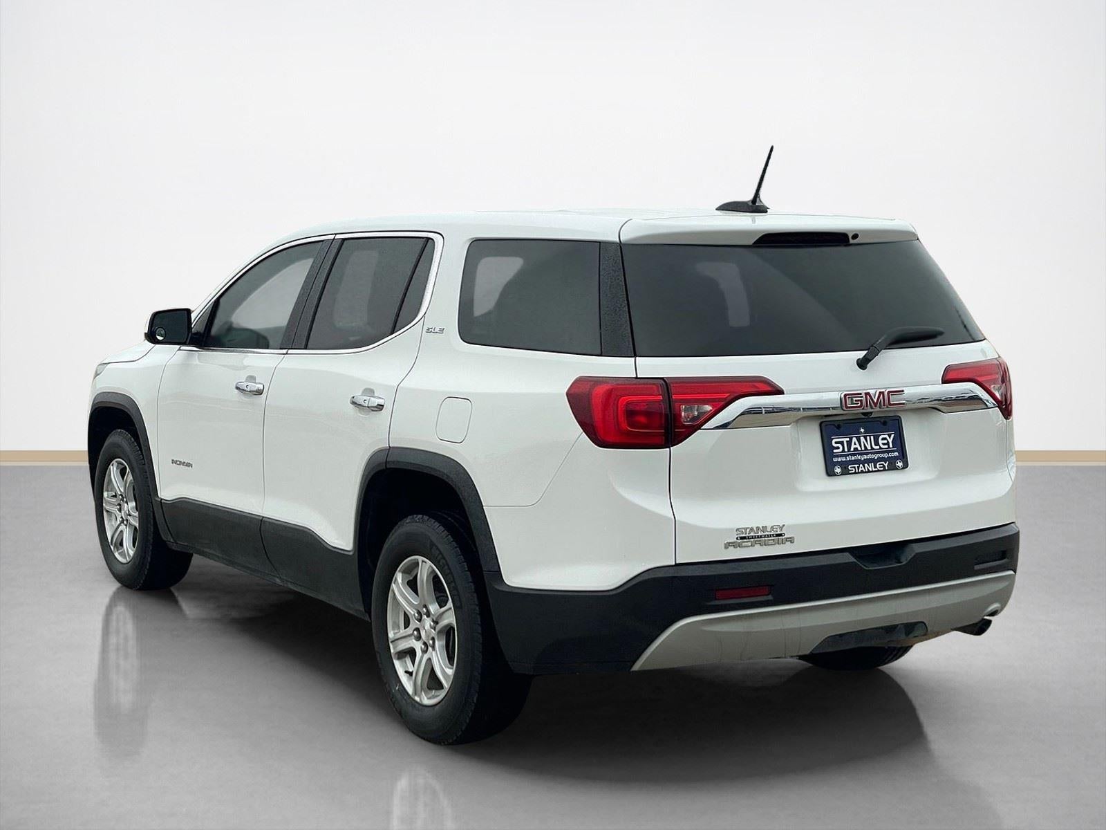 2017 GMC Acadia SLE