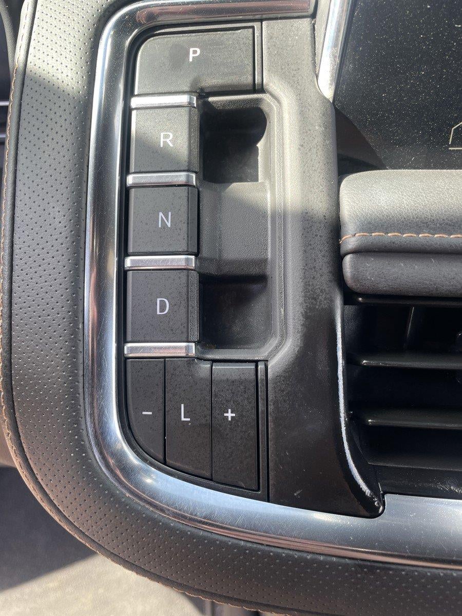2024 GMC Yukon XL AT4