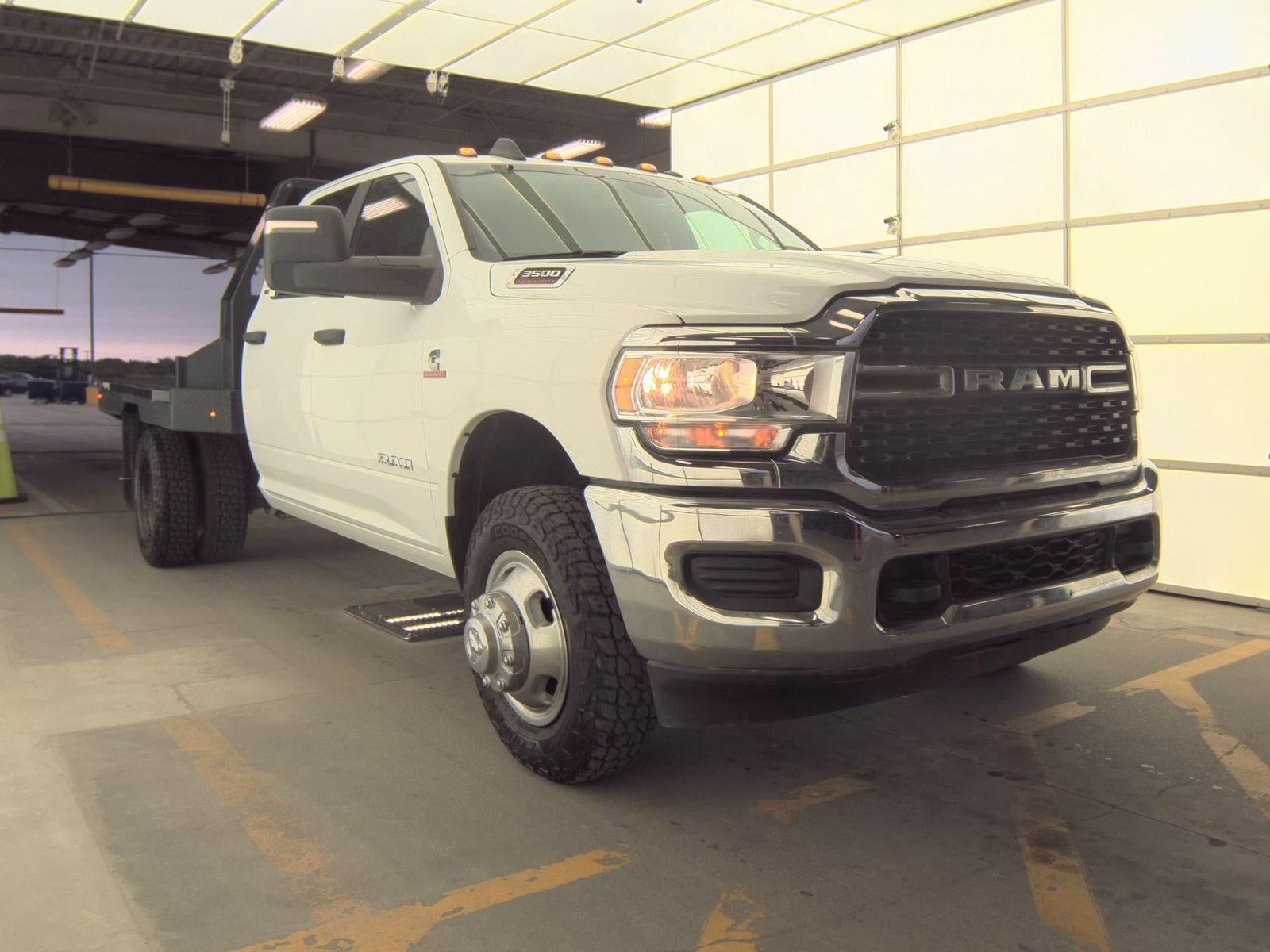 2024 RAM 3500 Chassis Cab SLT