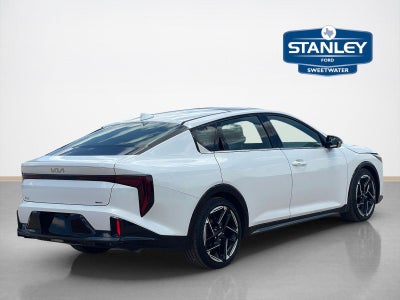 2025 Kia K4 GT-Line