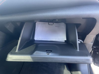 2022 Nissan Kicks SR