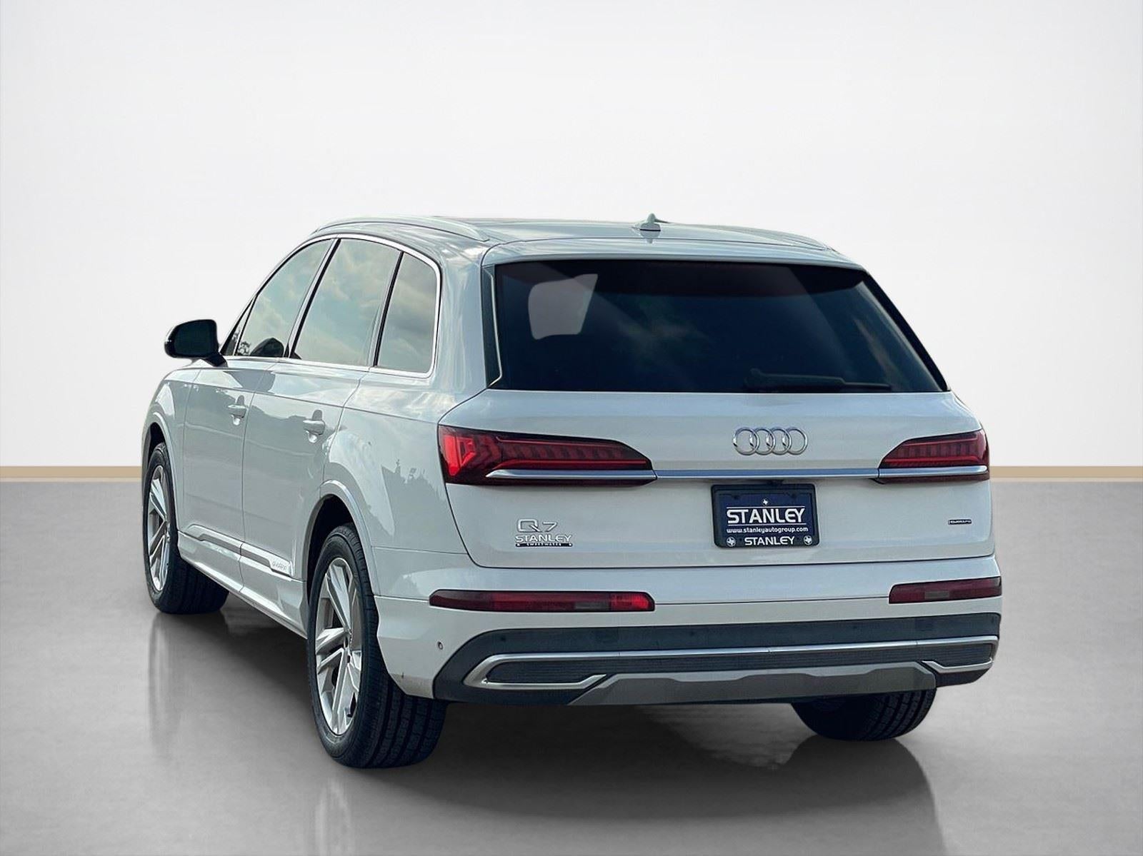 2020 Audi Q7 Premium Plus