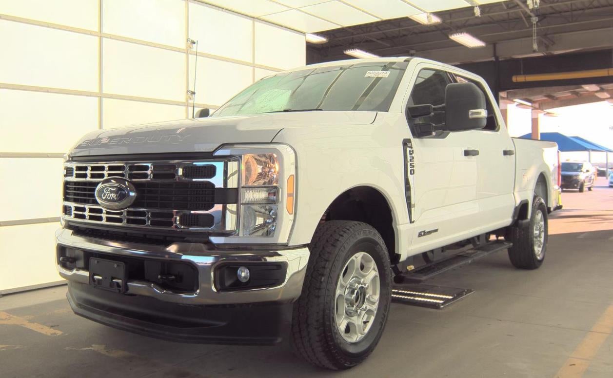 2025 Ford Super Duty F-250 SRW XLT