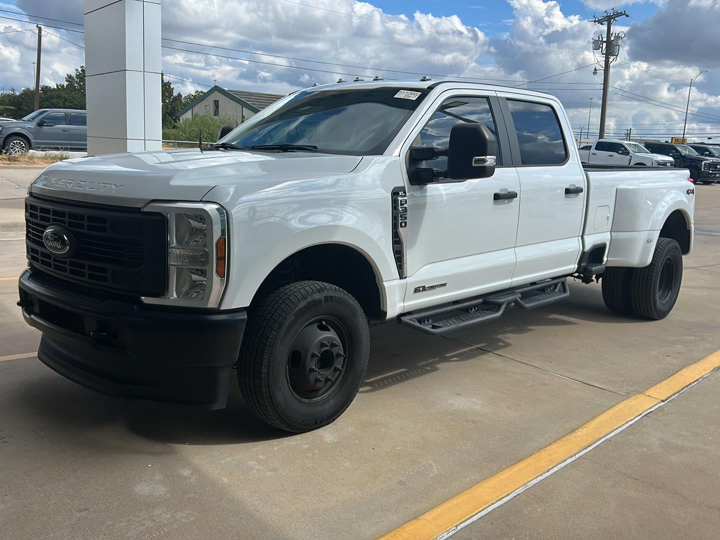 2024 Ford Super Duty F-350 DRW XL