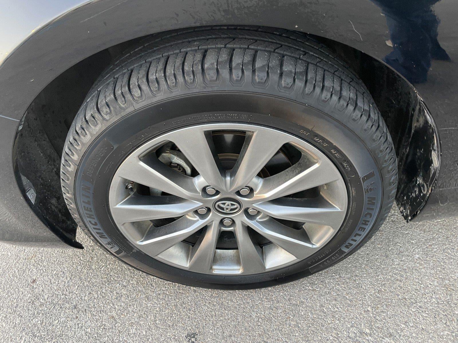 2016 Toyota Camry XLE