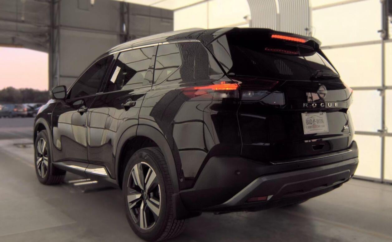 2023 Nissan Rogue SL