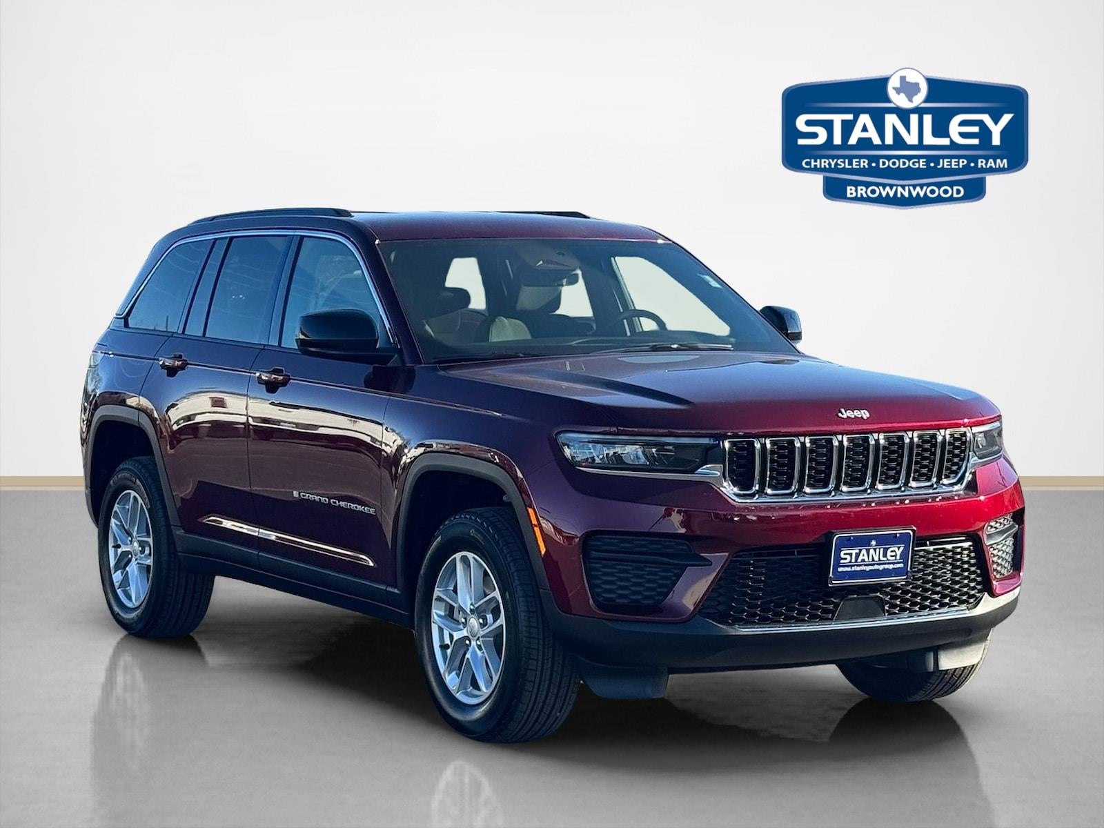 2025 Jeep Grand Cherokee GRAND CHEROKEE LAREDO 4X2