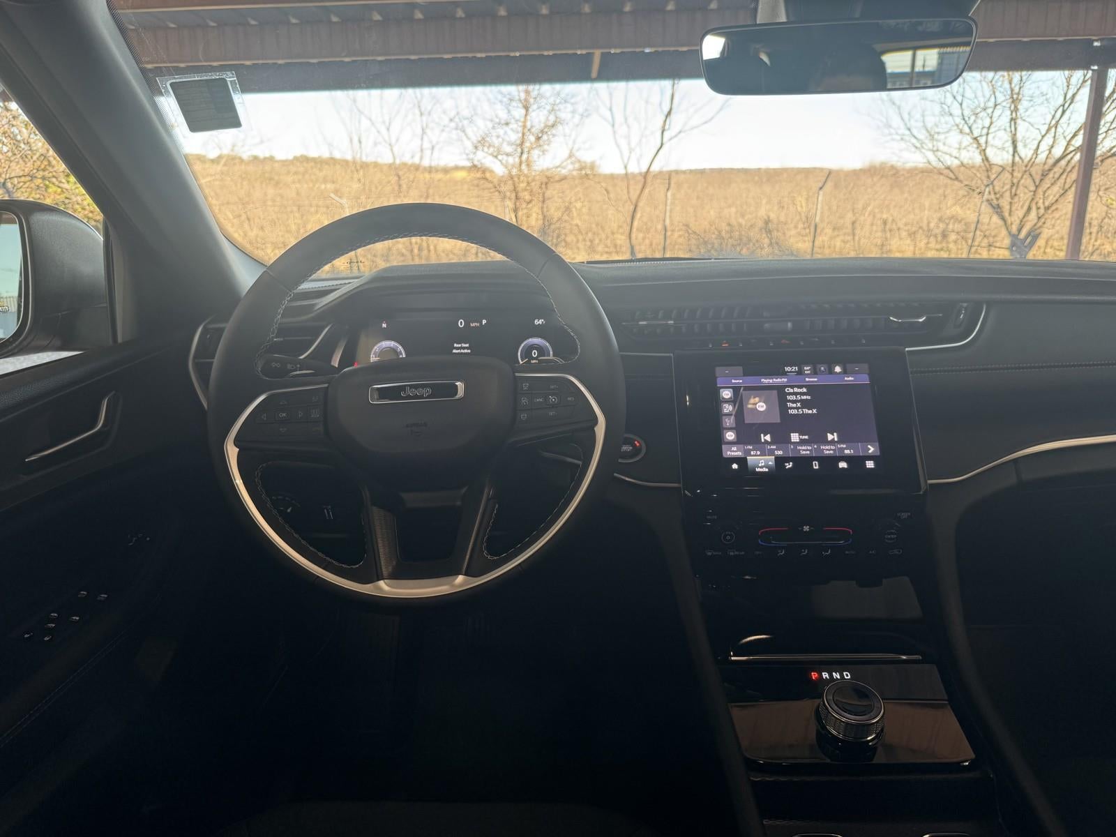 2025 Jeep Grand Cherokee GRAND CHEROKEE LAREDO 4X2