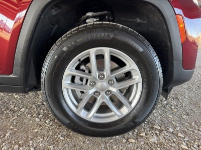 2025 Jeep Grand Cherokee GRAND CHEROKEE LAREDO 4X2