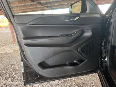 2025 Jeep Grand Cherokee GRAND CHEROKEE LAREDO 4X2