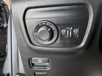 2026 Jeep Grand Cherokee GRAND CHEROKEE LAREDO X 4X2