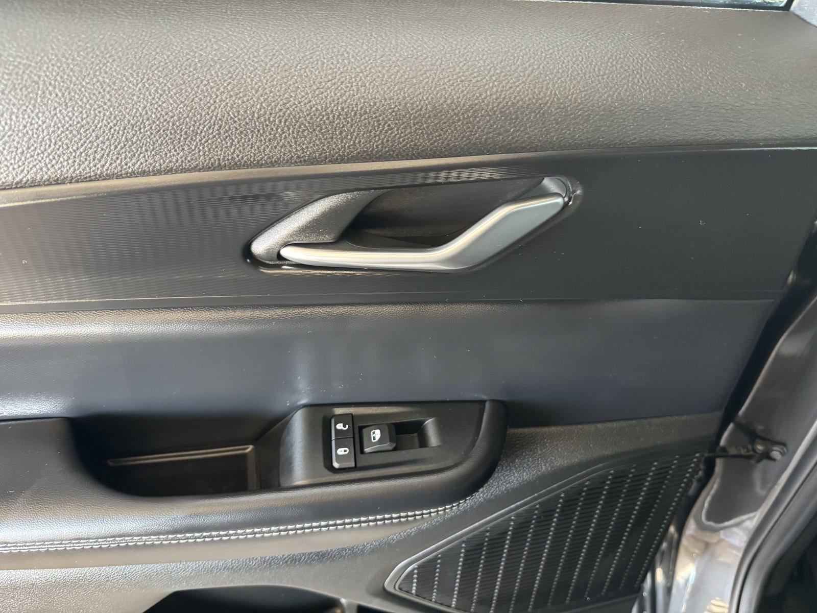 2026 Jeep Grand Cherokee GRAND CHEROKEE LAREDO X 4X2