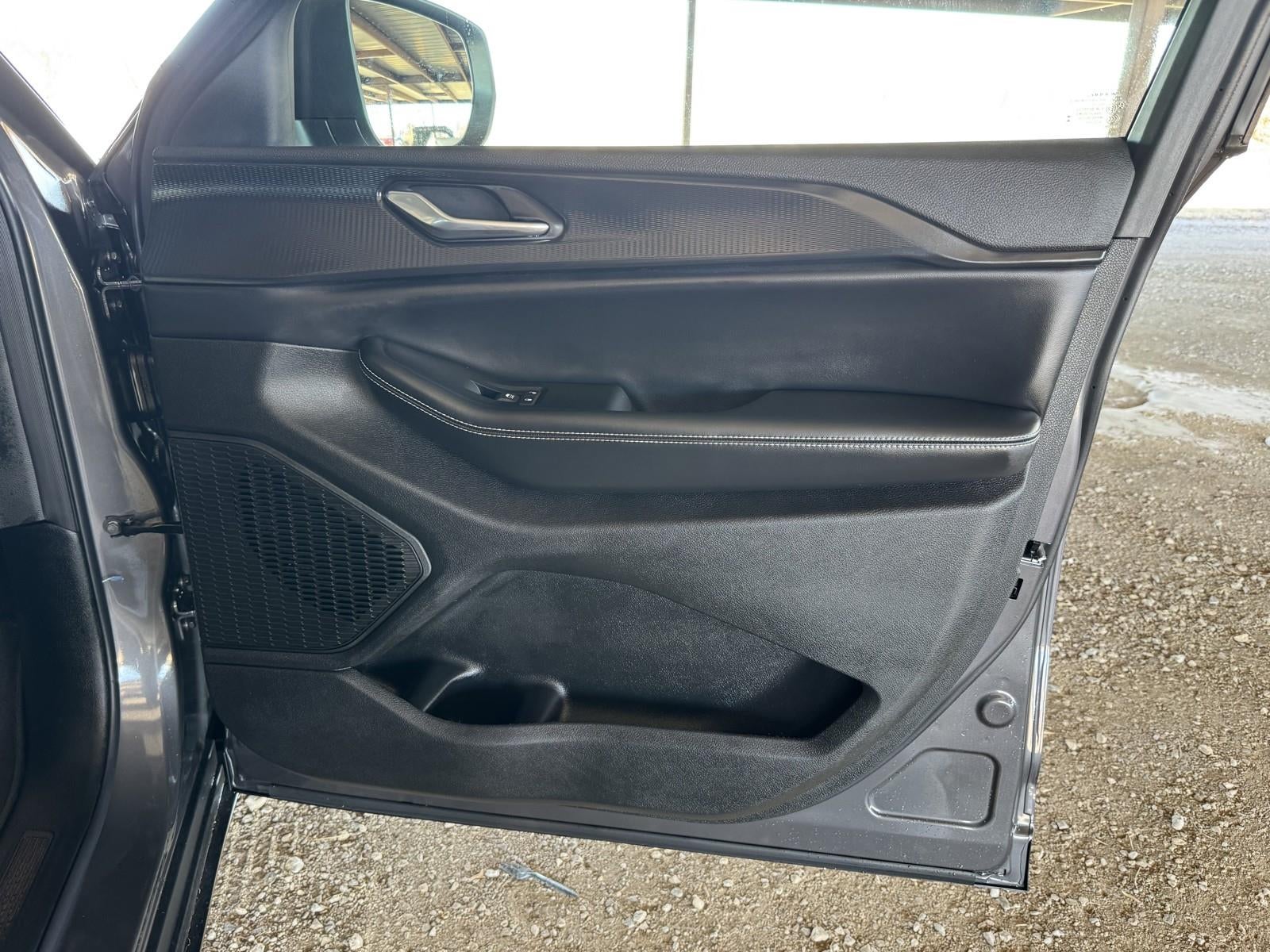 2026 Jeep Grand Cherokee GRAND CHEROKEE LAREDO X 4X2