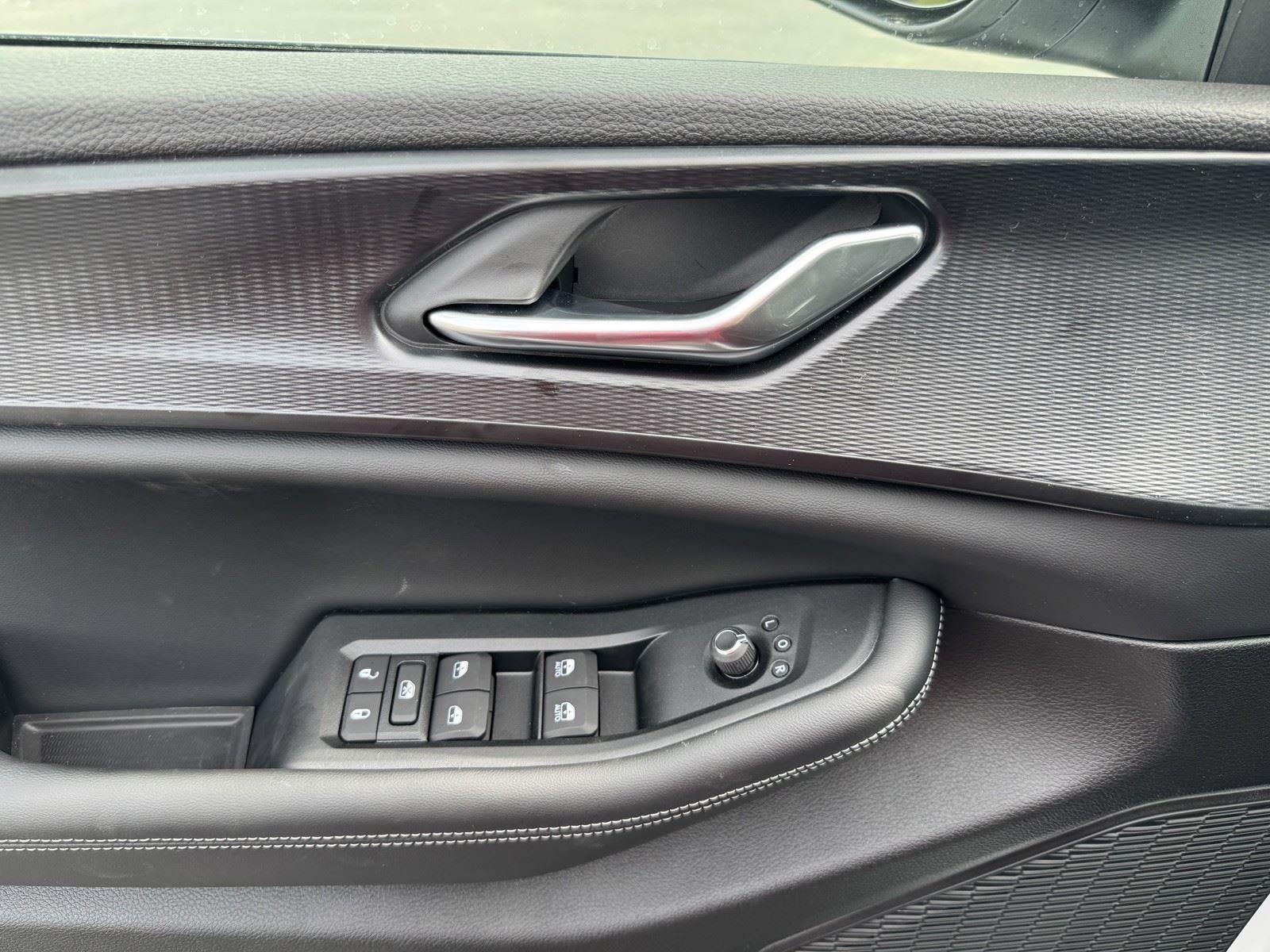 2026 Jeep Grand Cherokee GRAND CHEROKEE LAREDO 4X2