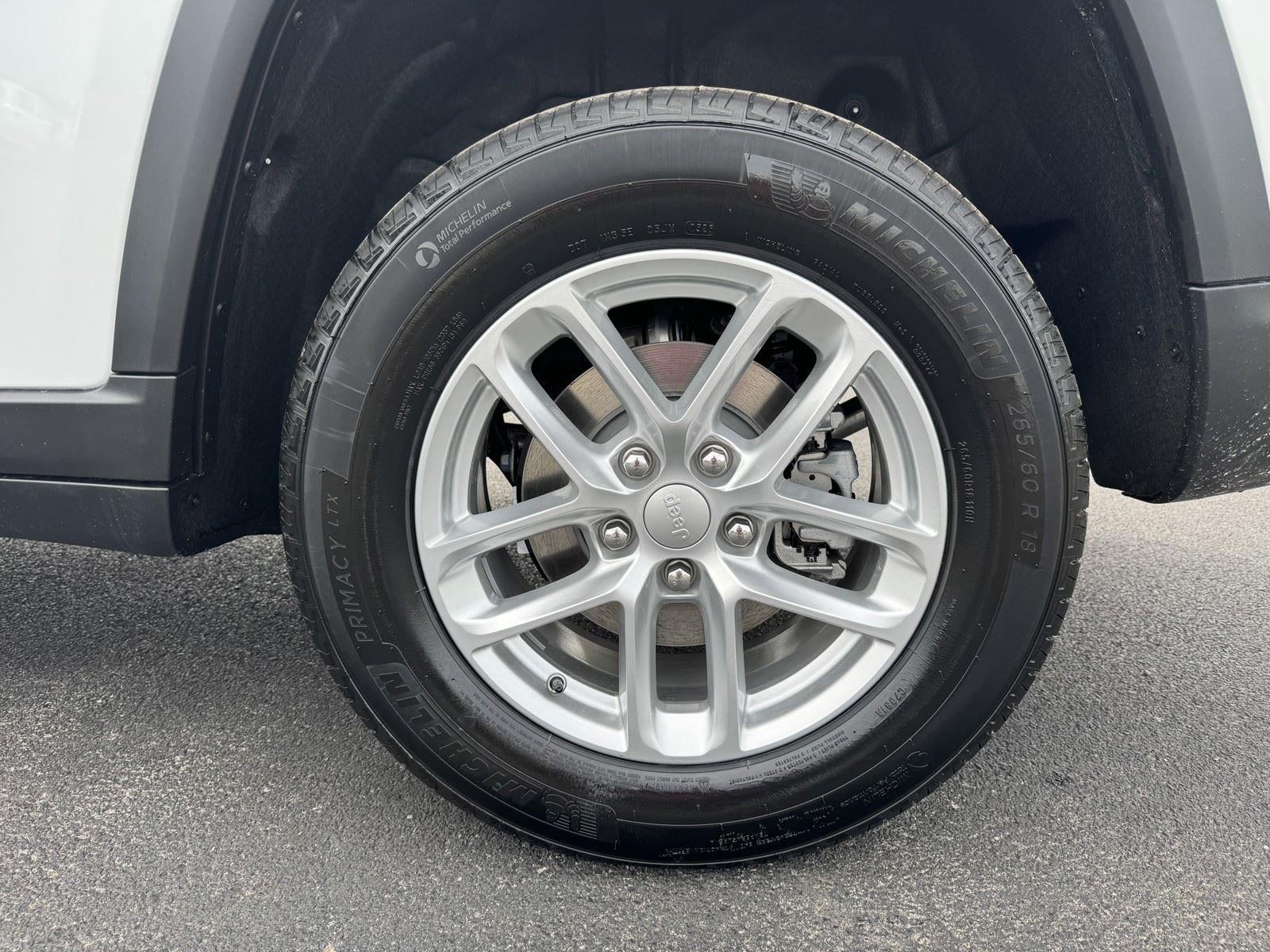 2026 Jeep Grand Cherokee GRAND CHEROKEE LAREDO 4X2