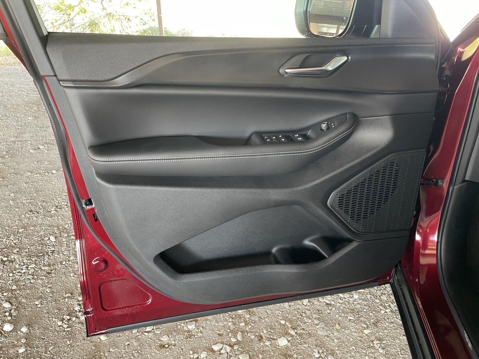 2025 Jeep Grand Cherokee GRAND CHEROKEE LAREDO X 4X2