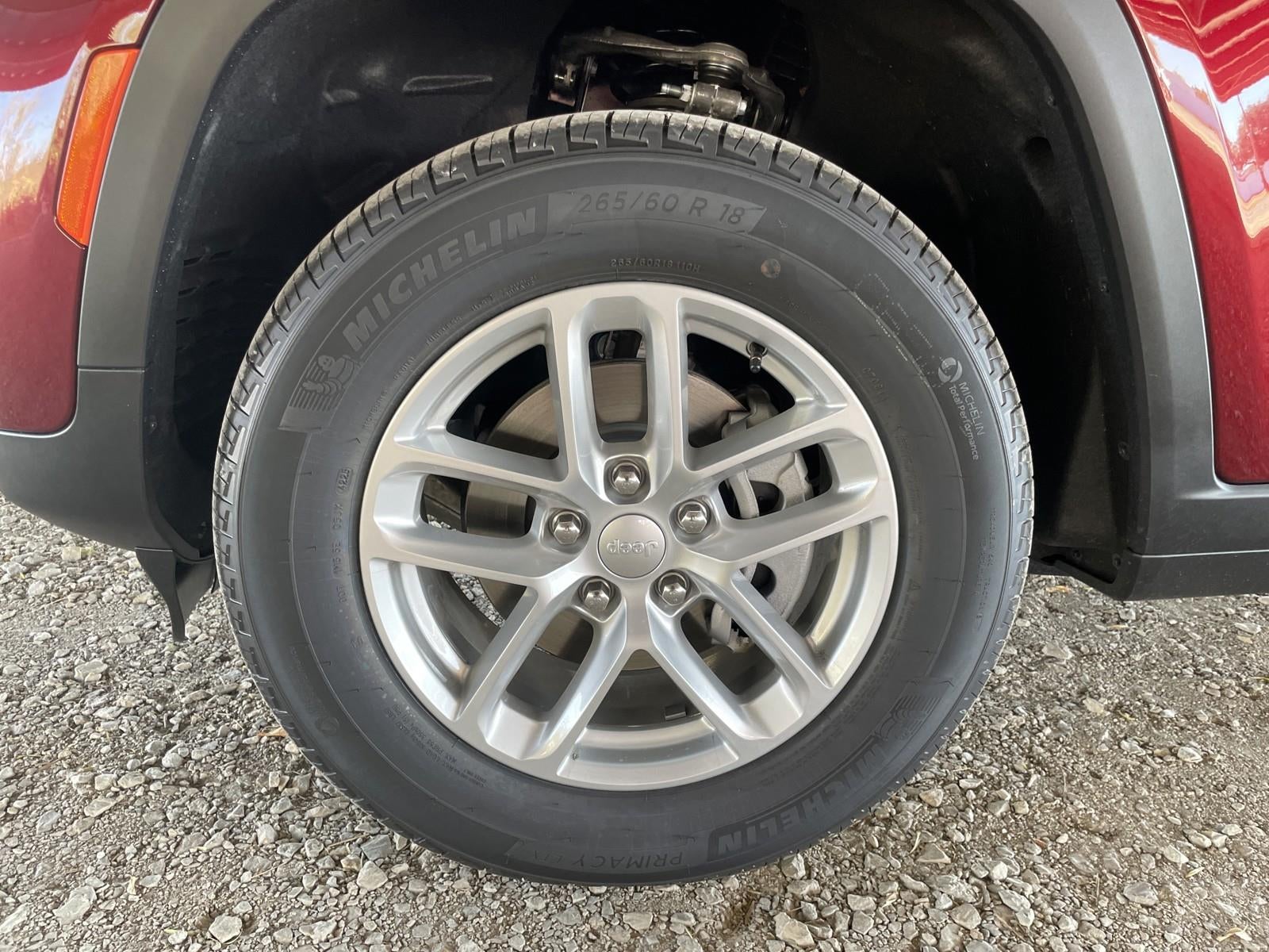 2025 Jeep Grand Cherokee GRAND CHEROKEE LAREDO X 4X2