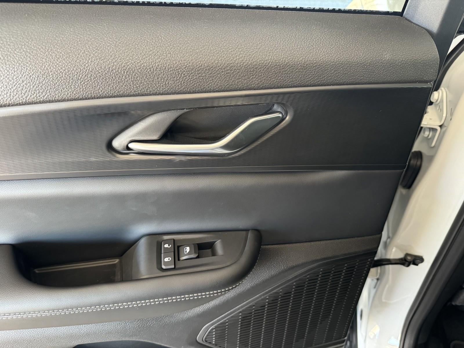 2026 Jeep Grand Cherokee GRAND CHEROKEE LAREDO X 4X2