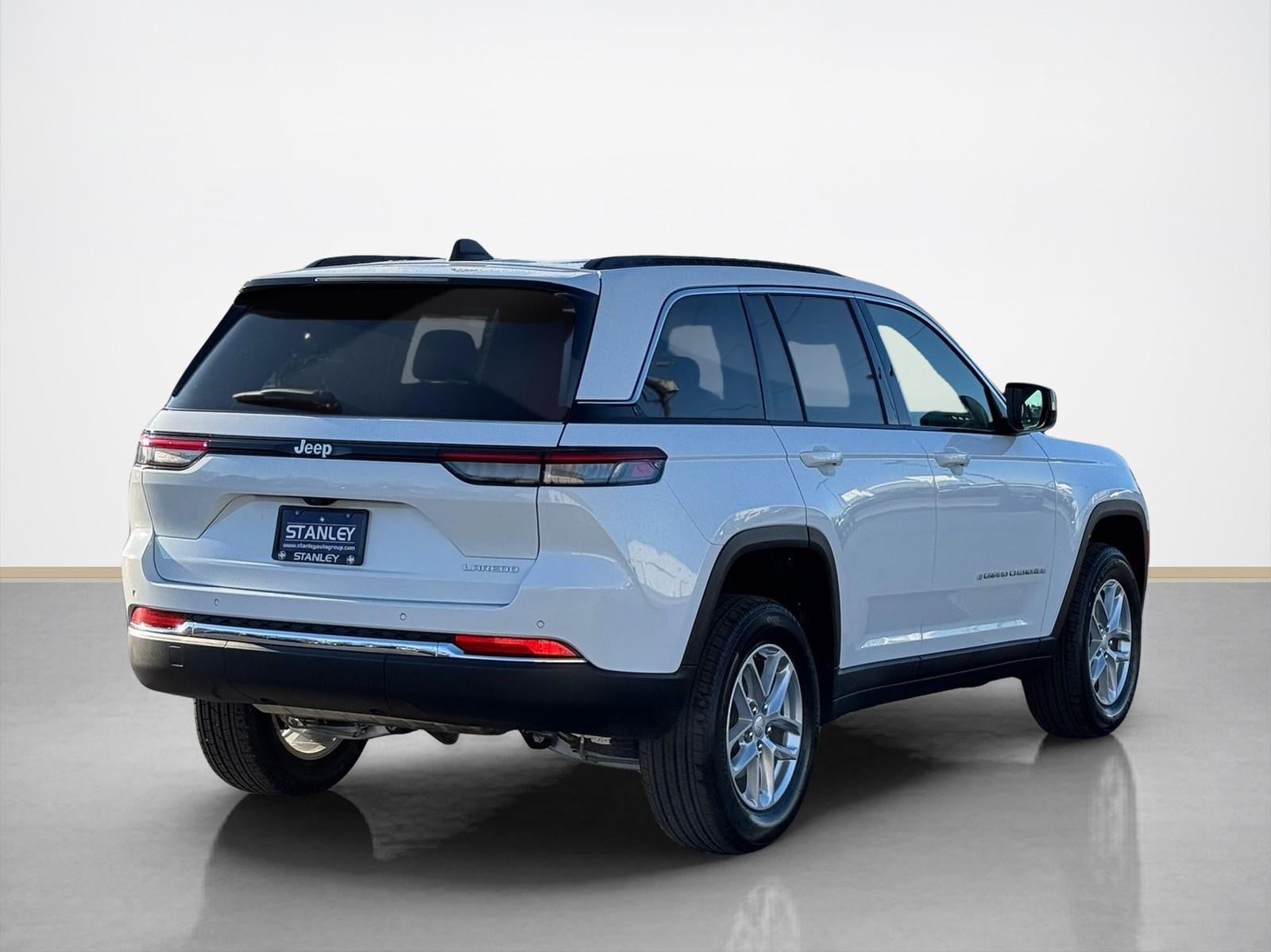 2026 Jeep Grand Cherokee GRAND CHEROKEE LAREDO X 4X2