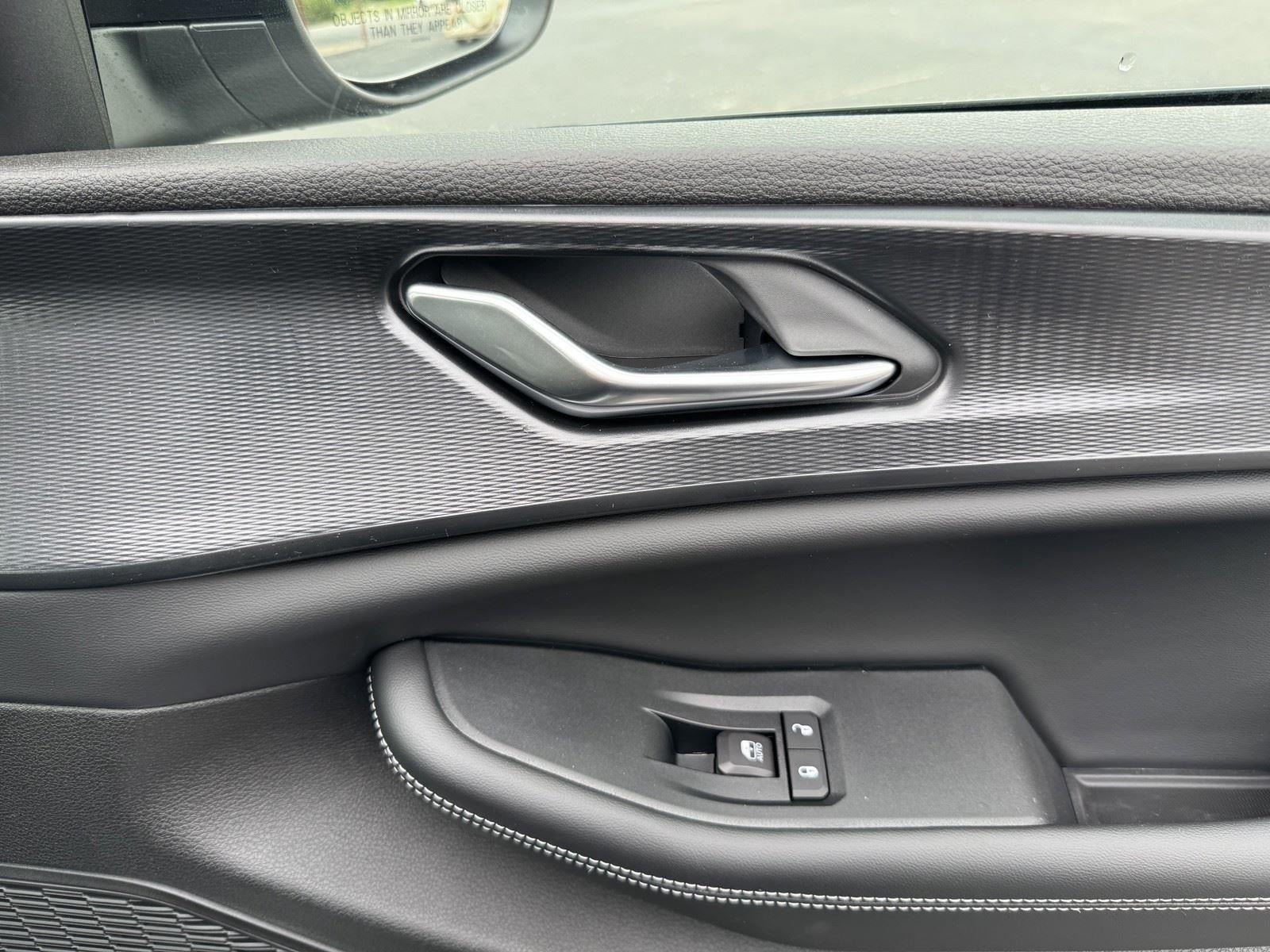 2026 Jeep Grand Cherokee GRAND CHEROKEE LAREDO 4X2