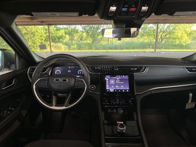 2026 Jeep Grand Cherokee GRAND CHEROKEE LAREDO 4X4