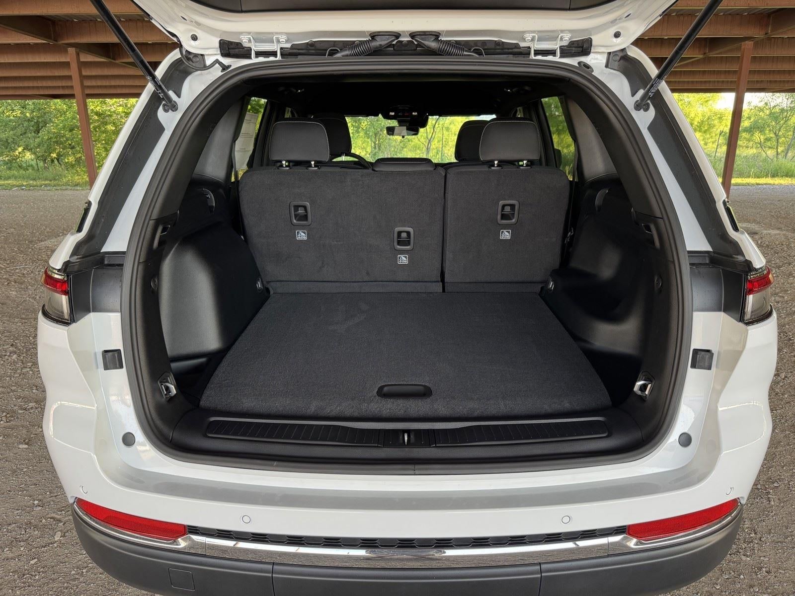 2026 Jeep Grand Cherokee GRAND CHEROKEE LAREDO 4X4
