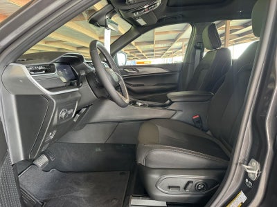 2026 Jeep Grand Cherokee GRAND CHEROKEE L LAREDO X 4X2