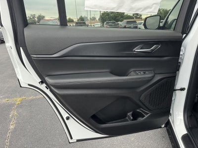 2026 Jeep Grand Cherokee GRAND CHEROKEE L LAREDO 4X2