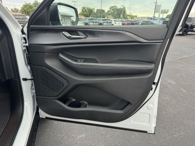 2026 Jeep Grand Cherokee GRAND CHEROKEE L LAREDO 4X2