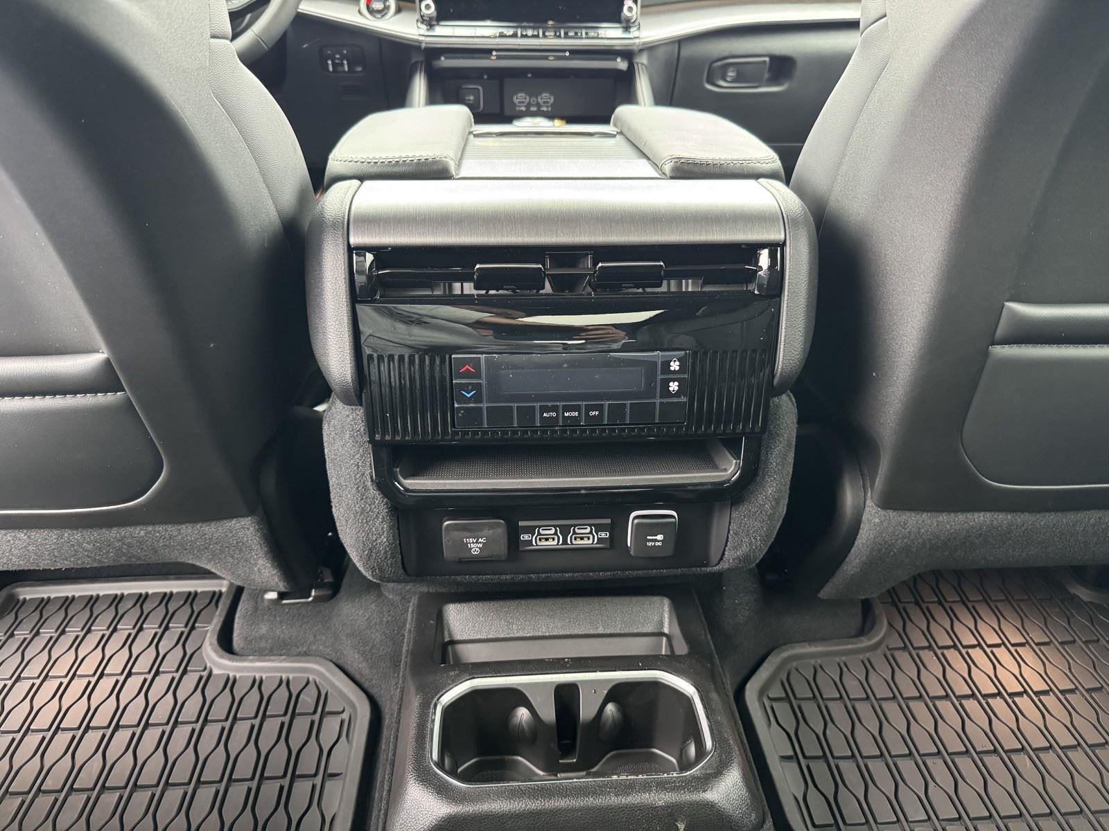 2026 Jeep Grand Wagoneer GRAND WAGONEER UPLAND 4X4