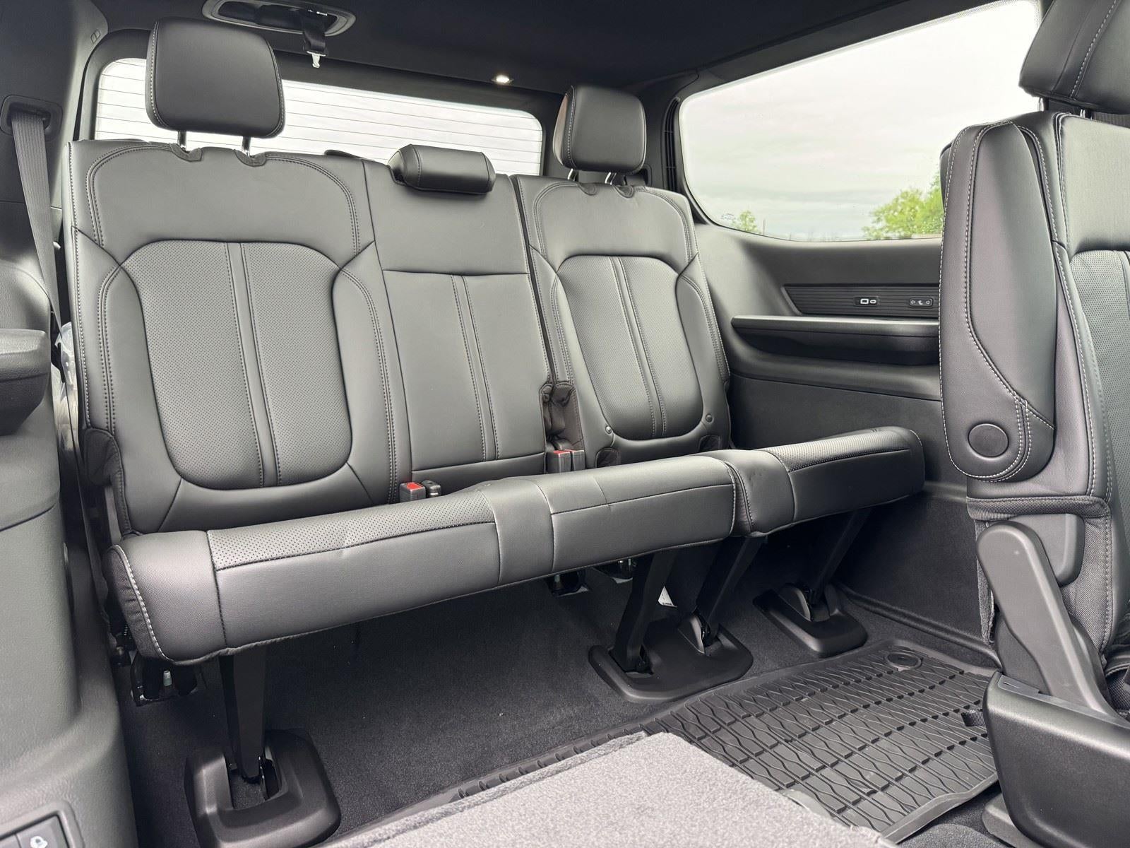 2026 Jeep Grand Wagoneer GRAND WAGONEER UPLAND 4X4