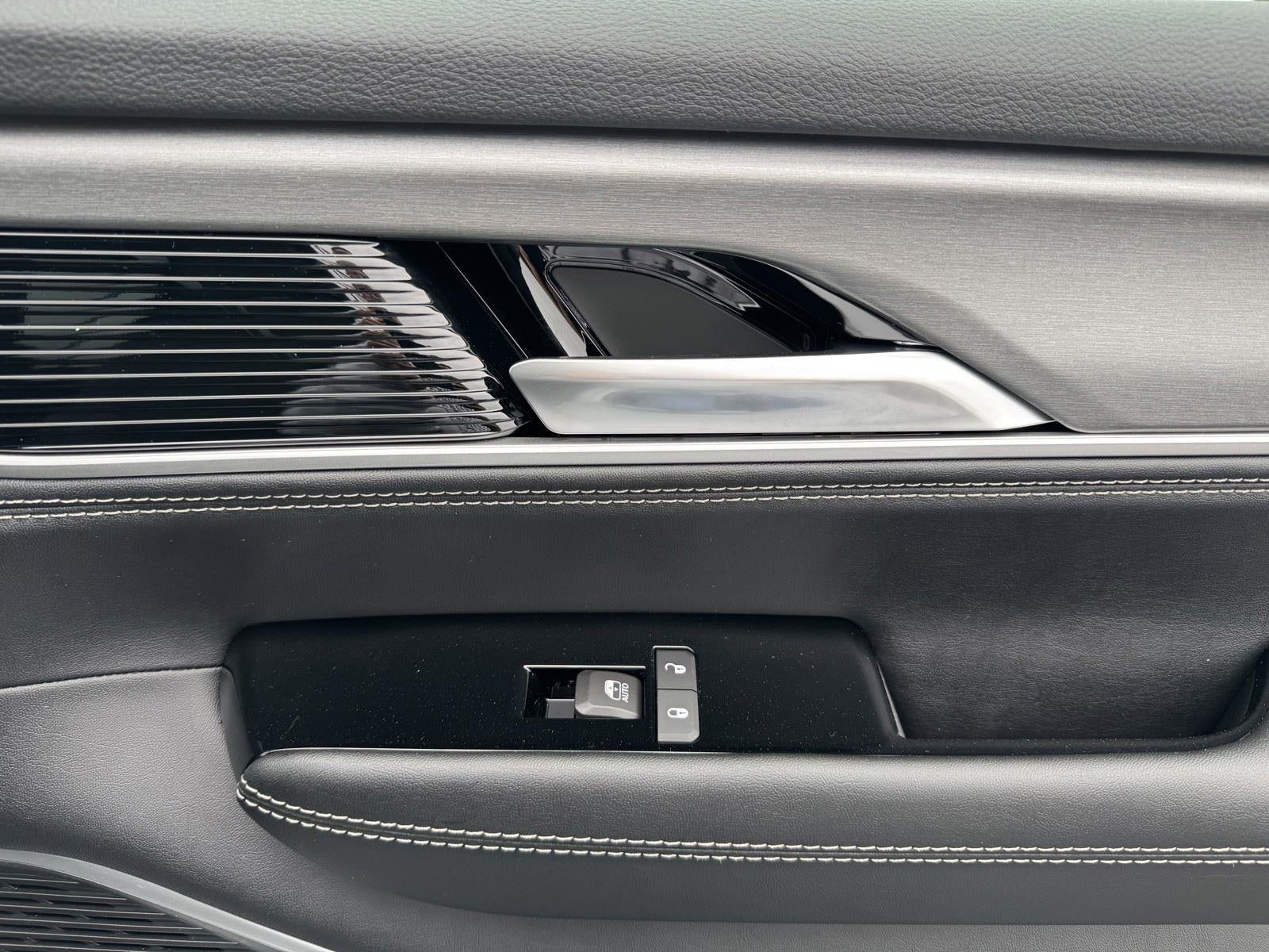 2026 Jeep Grand Wagoneer GRAND WAGONEER UPLAND 4X4