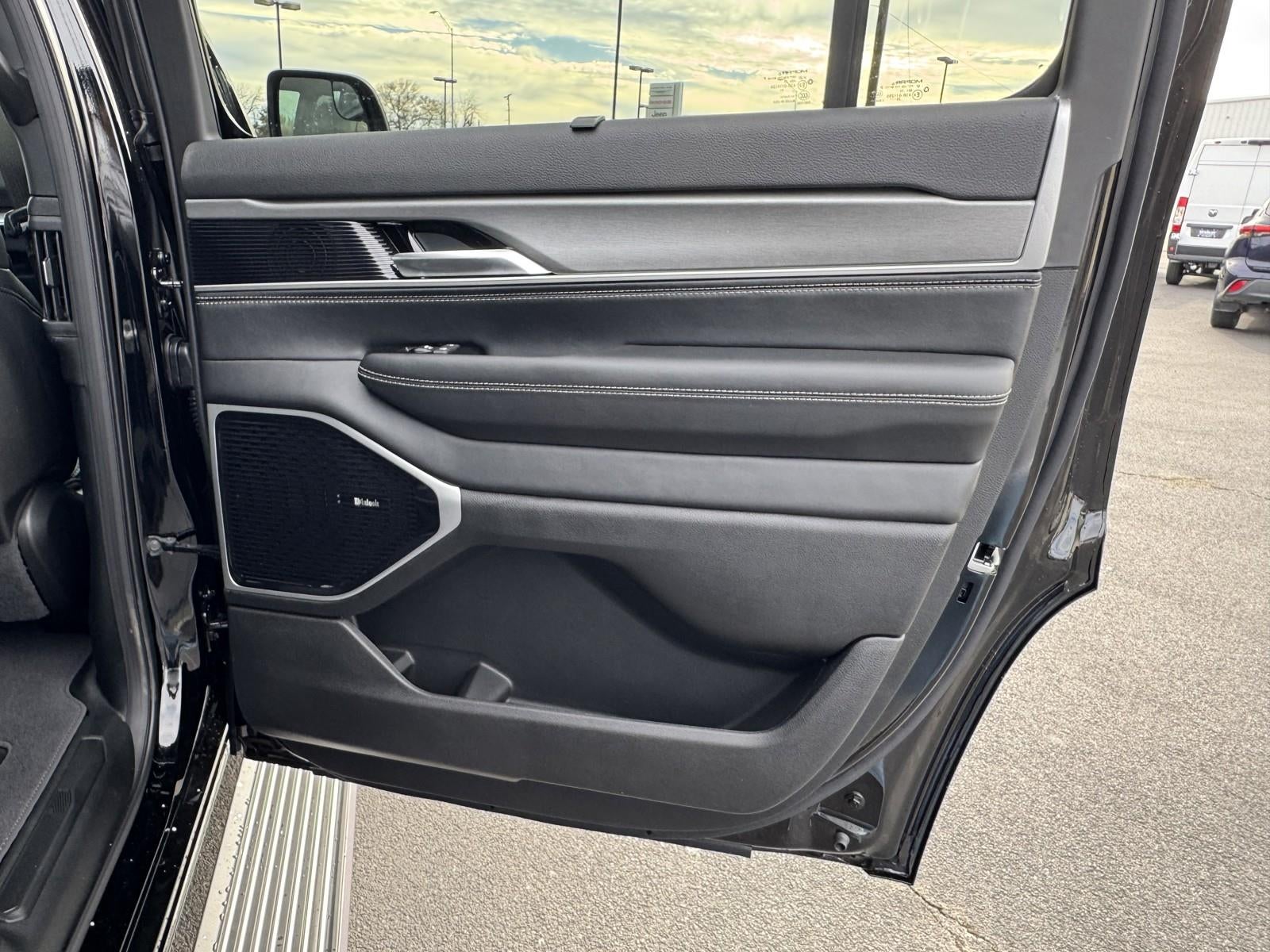 2026 Jeep Grand Wagoneer GRAND WAGONEER LIMITED RESERVE 4X4