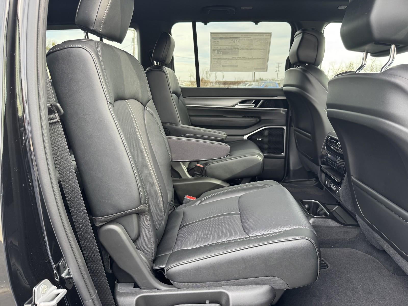 2026 Jeep Grand Wagoneer GRAND WAGONEER LIMITED RESERVE 4X4