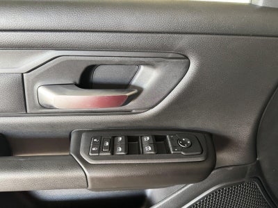 2026 RAM 1500 RAM 1500 TRADESMAN CREW CAB 4X4 5'7' BOX