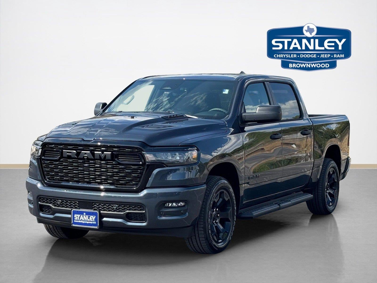 2027 RAM Ram 1500 RAM 1500 EXPRESS CREW CAB 4X4 5'7' BOX