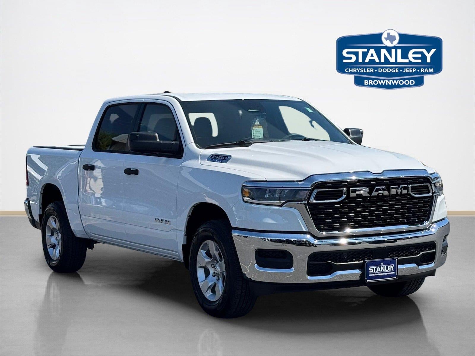 2026 RAM 1500 RAM 1500 TRADESMAN CREW CAB 4X4 5'7' BOX