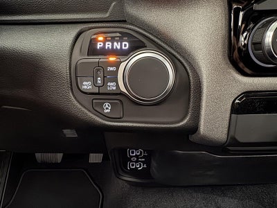 2026 RAM 1500 RAM 1500 TRADESMAN CREW CAB 4X4 5'7' BOX