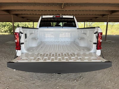 2026 RAM 1500 RAM 1500 TRADESMAN CREW CAB 4X4 5'7' BOX