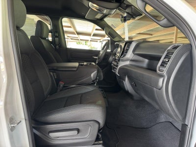 2026 RAM 1500 RAM 1500 TRADESMAN CREW CAB 4X4 5'7' BOX