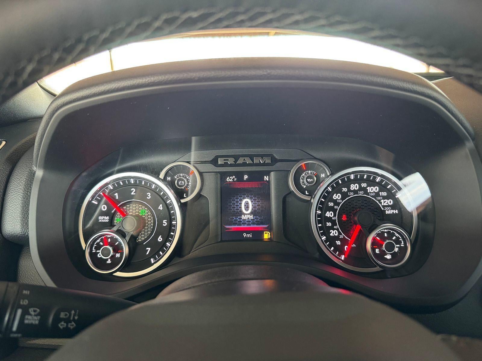 2026 RAM Ram 1500 RAM 1500 LONE STAR CREW CAB 4X4 5'7' BOX